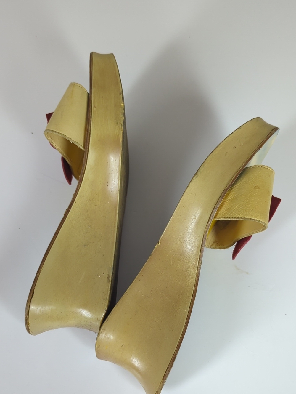 Vintage 90s Aldo Wedge Sandals Pink Flower Accent Made In Italy - Picture 8 of 9